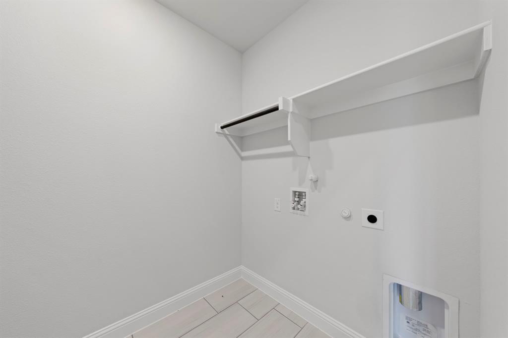 2452 Acacia Road Cleburne, TX 76031 - Photo 15 of 29 Gallery Image 15