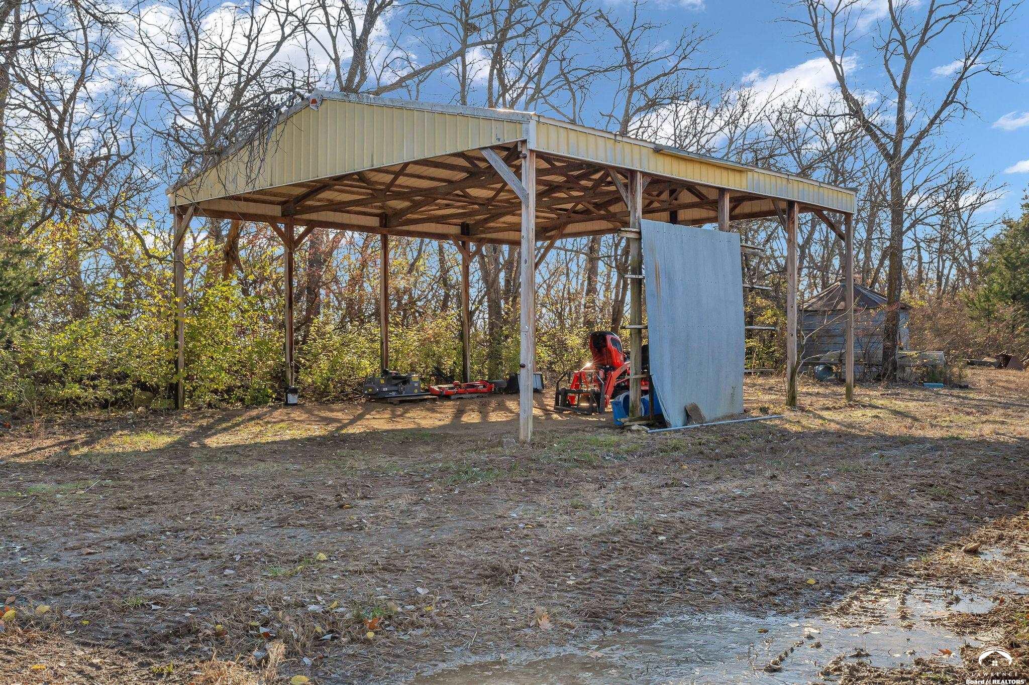141-127 Southwest Urish Road Topeka, KS 66615 - Photo 40 of 63