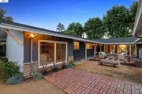 $1,300,000 | 4247 School Street, Pleasanton, CA 94566