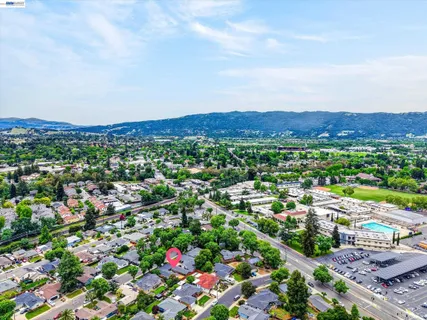 $1,300,000 | 4247 School Street, Pleasanton, CA 94566