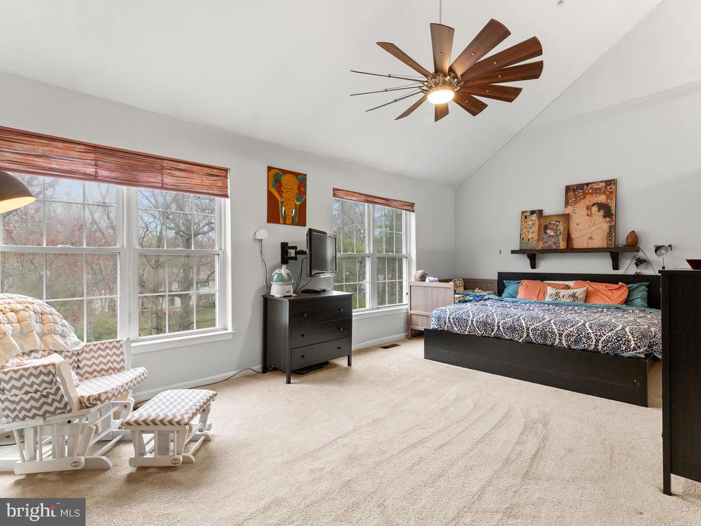 9314 Ispahan Loop Laurel, MD 20708 - Photo 18 of 46