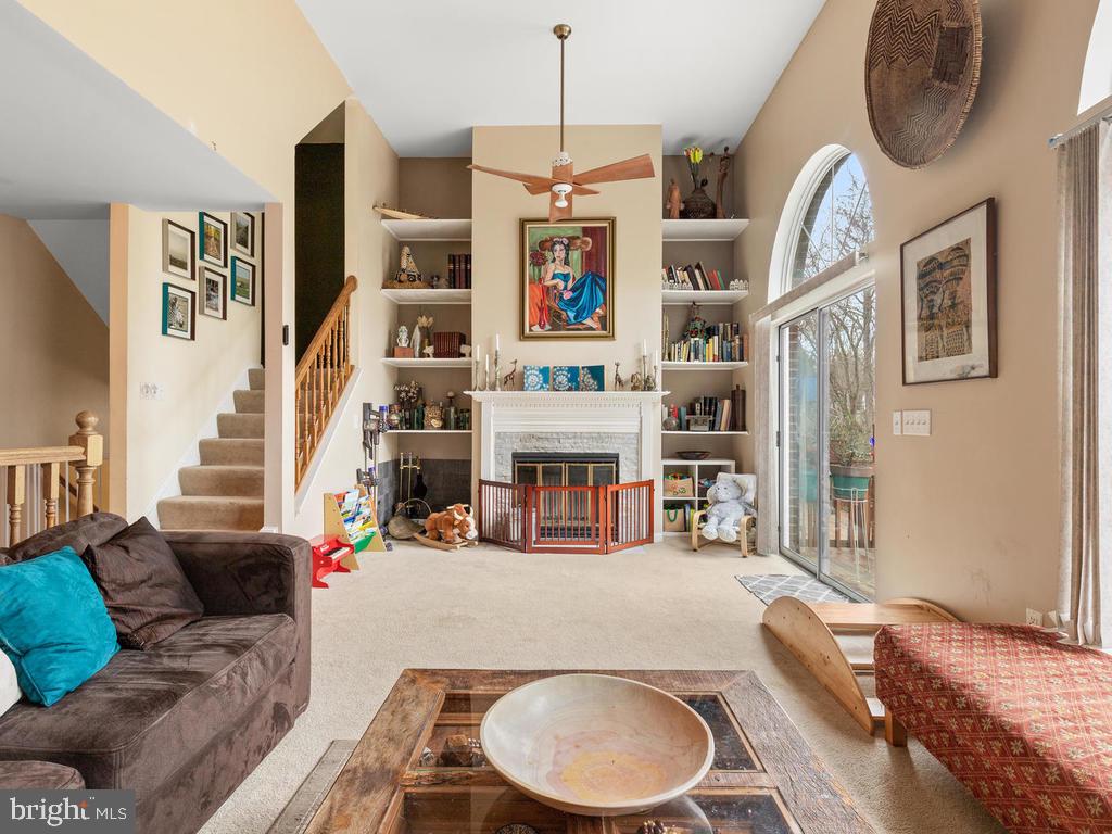9314 Ispahan Loop Laurel, MD 20708 - Photo 5 of 46