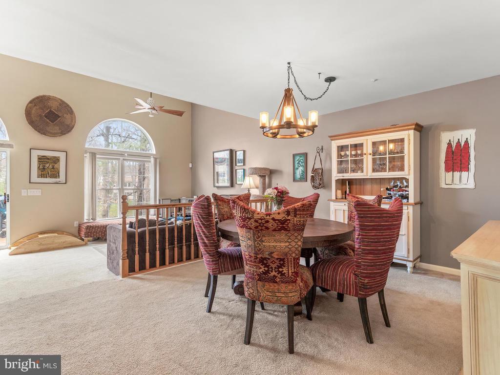 9314 Ispahan Loop Laurel, MD 20708 - Photo 8 of 46