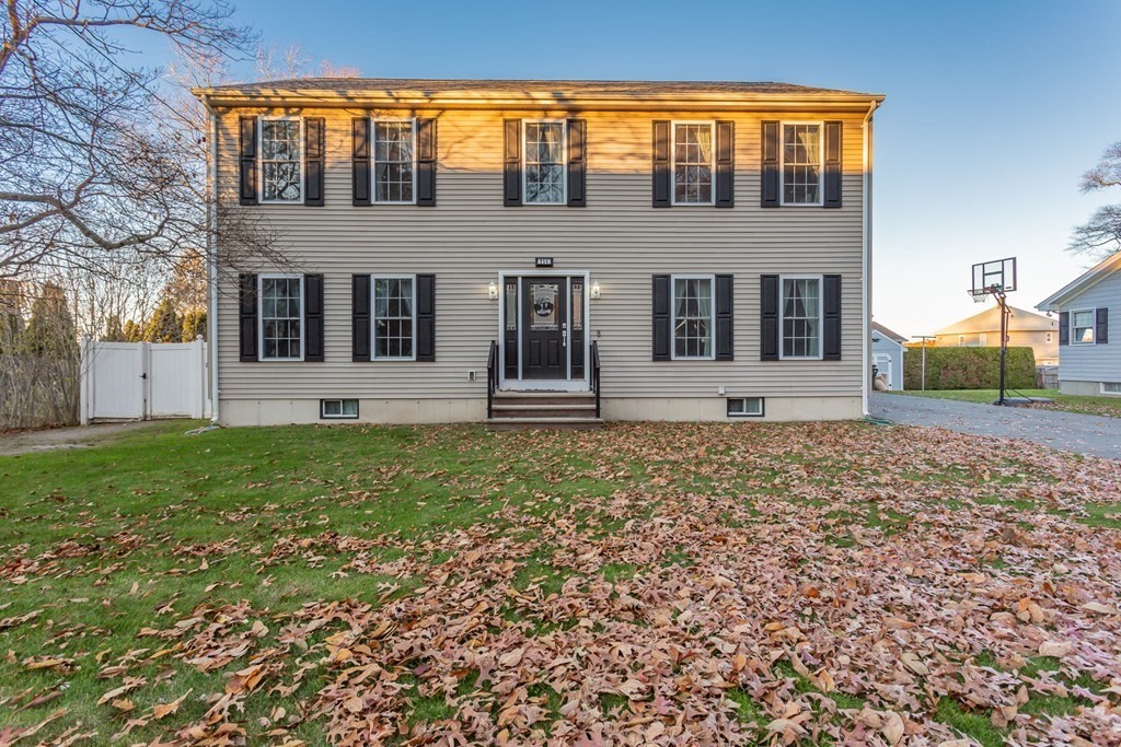 254 Wood Street Fall River, MA 02721 - Photo 2 of 28 Gallery Image 2