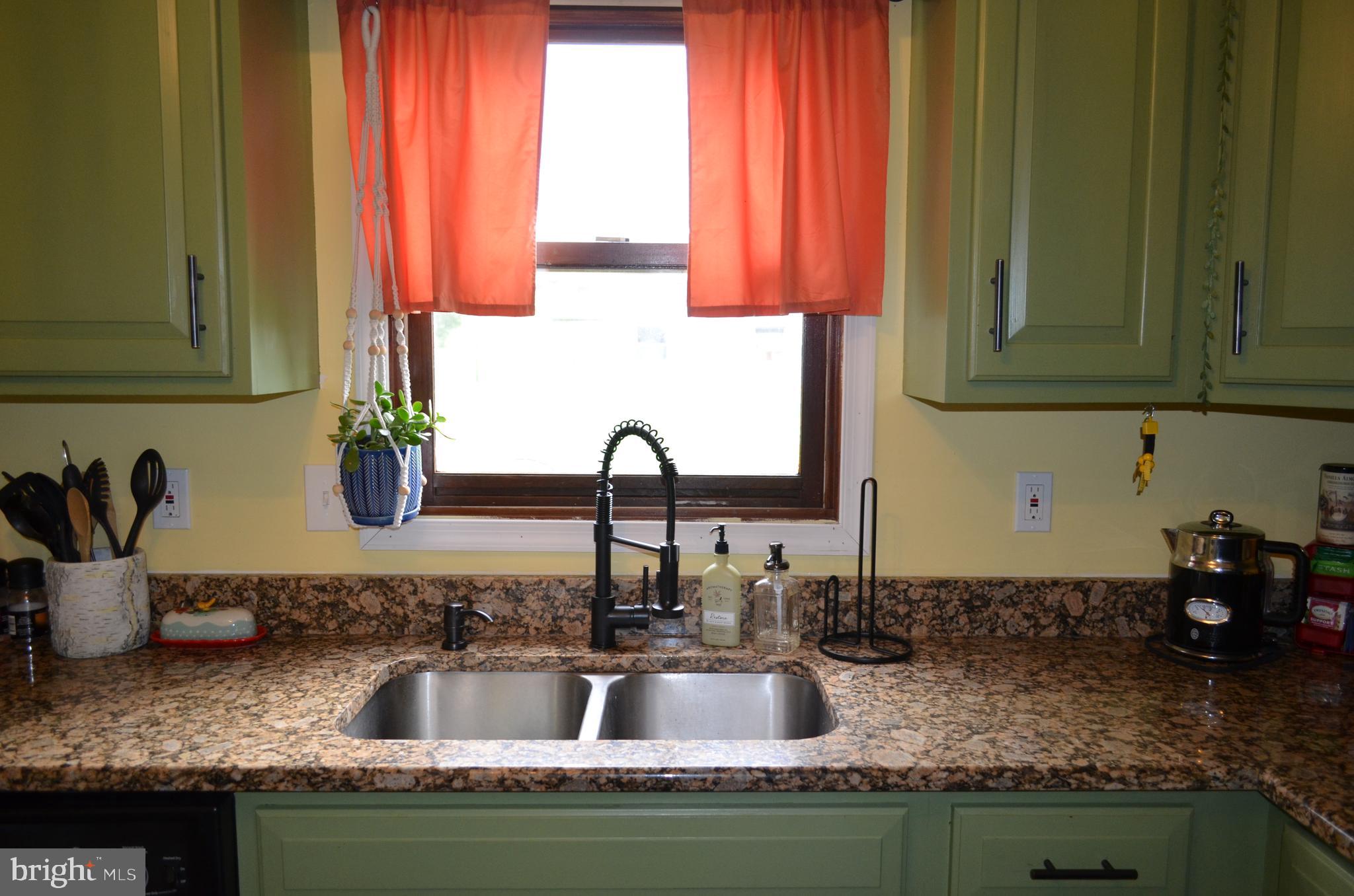 47 Sharon Road Enola, PA 17025 - Photo 6 of 33 Gallery Image 6