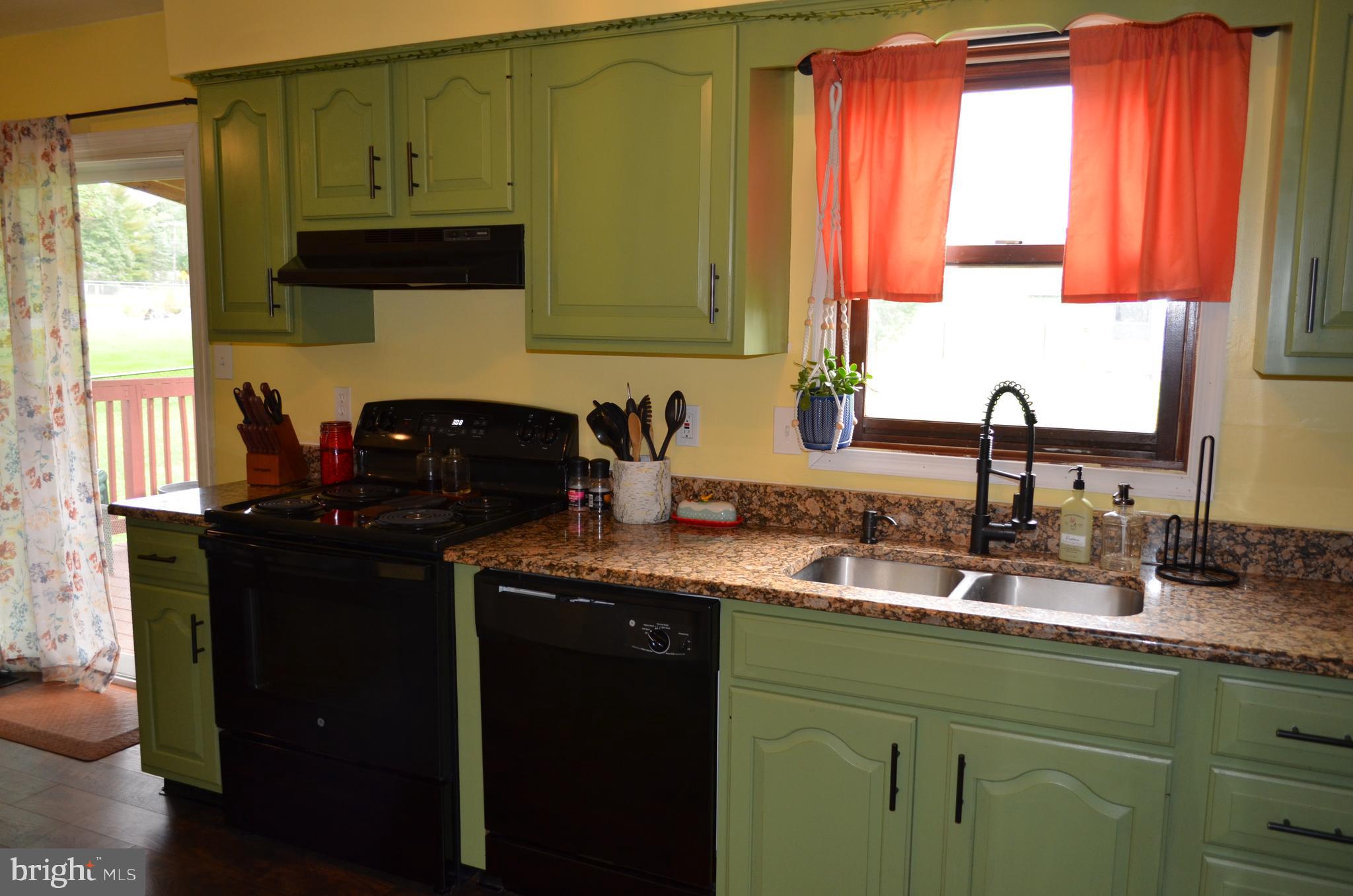 47 Sharon Road Enola, PA 17025 - Photo 7 of 33 Gallery Image 7