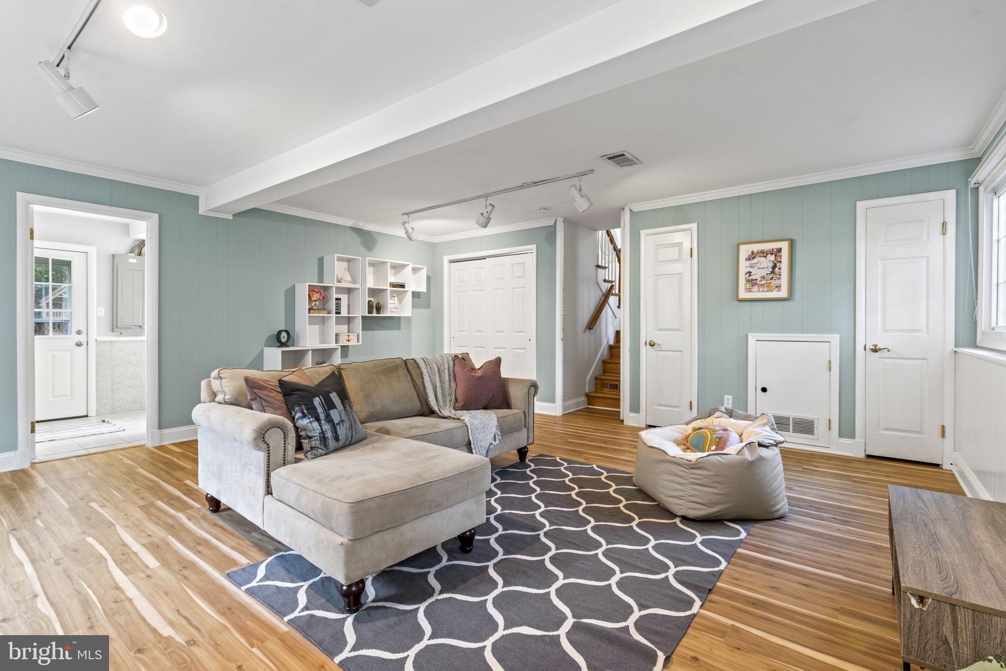9 Wainwright Drive Annapolis, MD 21401 - Photo 21 of 41 Downstairs is fully renovated, open and spacious