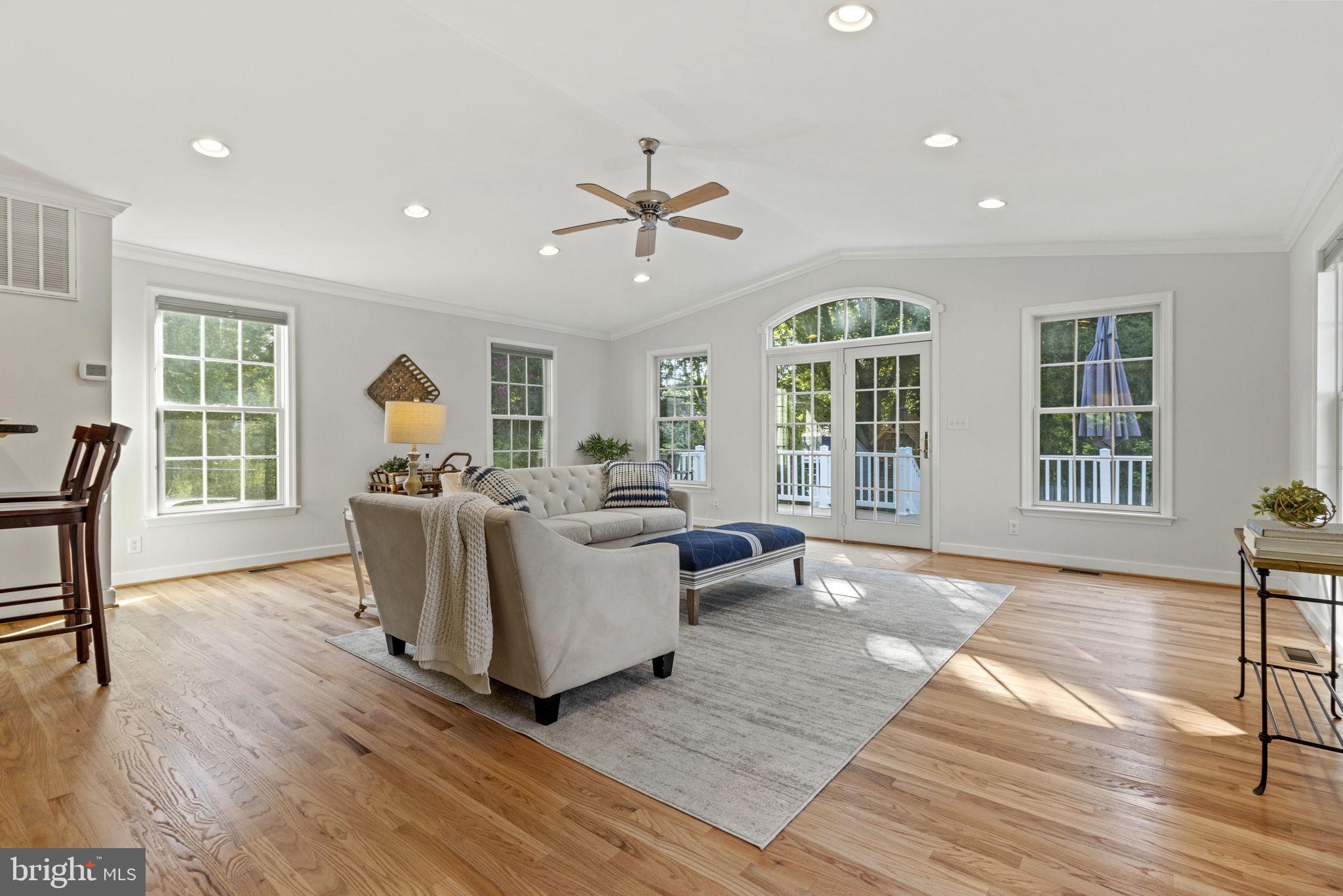 9 Wainwright Drive Annapolis, MD 21401 - Photo 3 of 41 Perfectly executed addition with vaulted ceilings