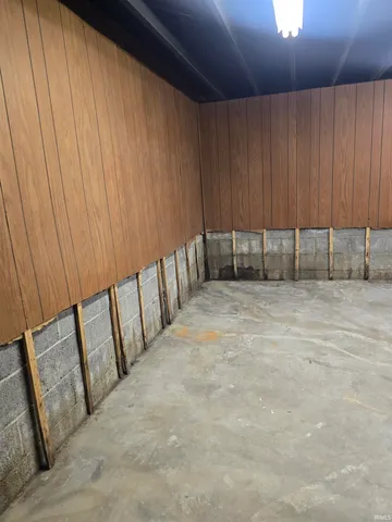 $1,100 | 216 South Grand Avenue, Evansville, IN 47713