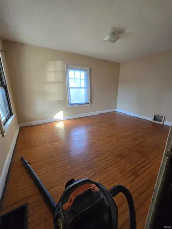 $1,100 | 216 South Grand Avenue, Evansville, IN 47713