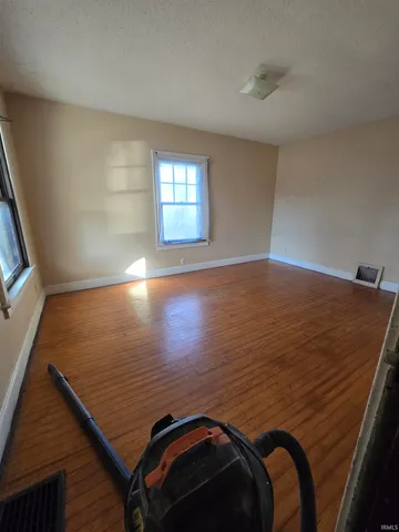 $1,100 | 216 South Grand Avenue, Evansville, IN 47713