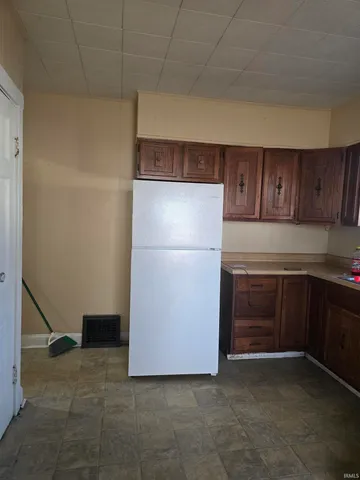 $1,100 | 216 South Grand Avenue, Evansville, IN 47713