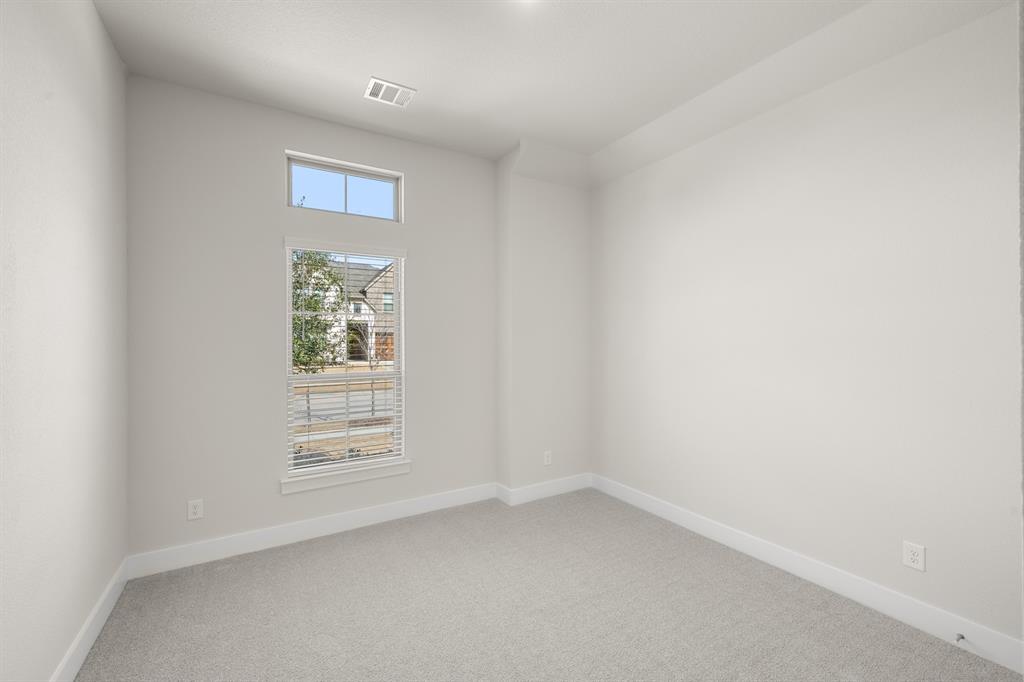 490 Red Maple Road Waxahachie, TX 75165 - Photo 8 of 27
