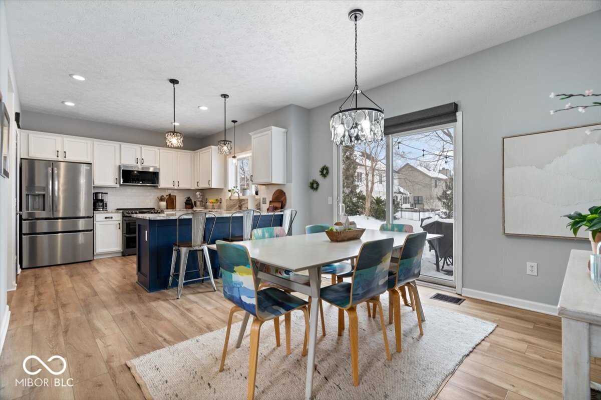 12351 Cobblestone Drive Fishers, IN 46037 - Photo 8 of 58