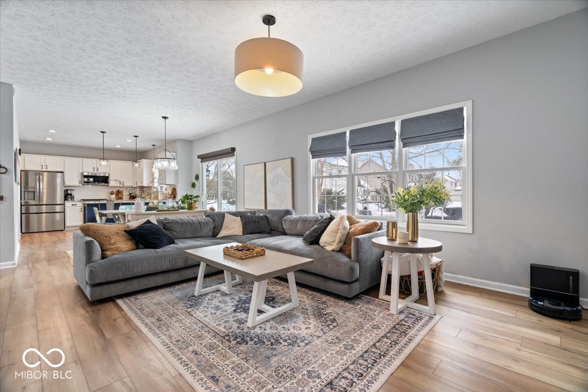 12351 Cobblestone Drive Fishers, IN 46037 - Photo 9 of 58