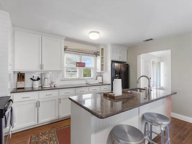 $499,900 | 4201 Anita Avenue, Fort Worth, TX 76109