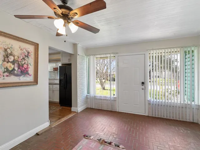 $499,900 | 4201 Anita Avenue, Fort Worth, TX 76109