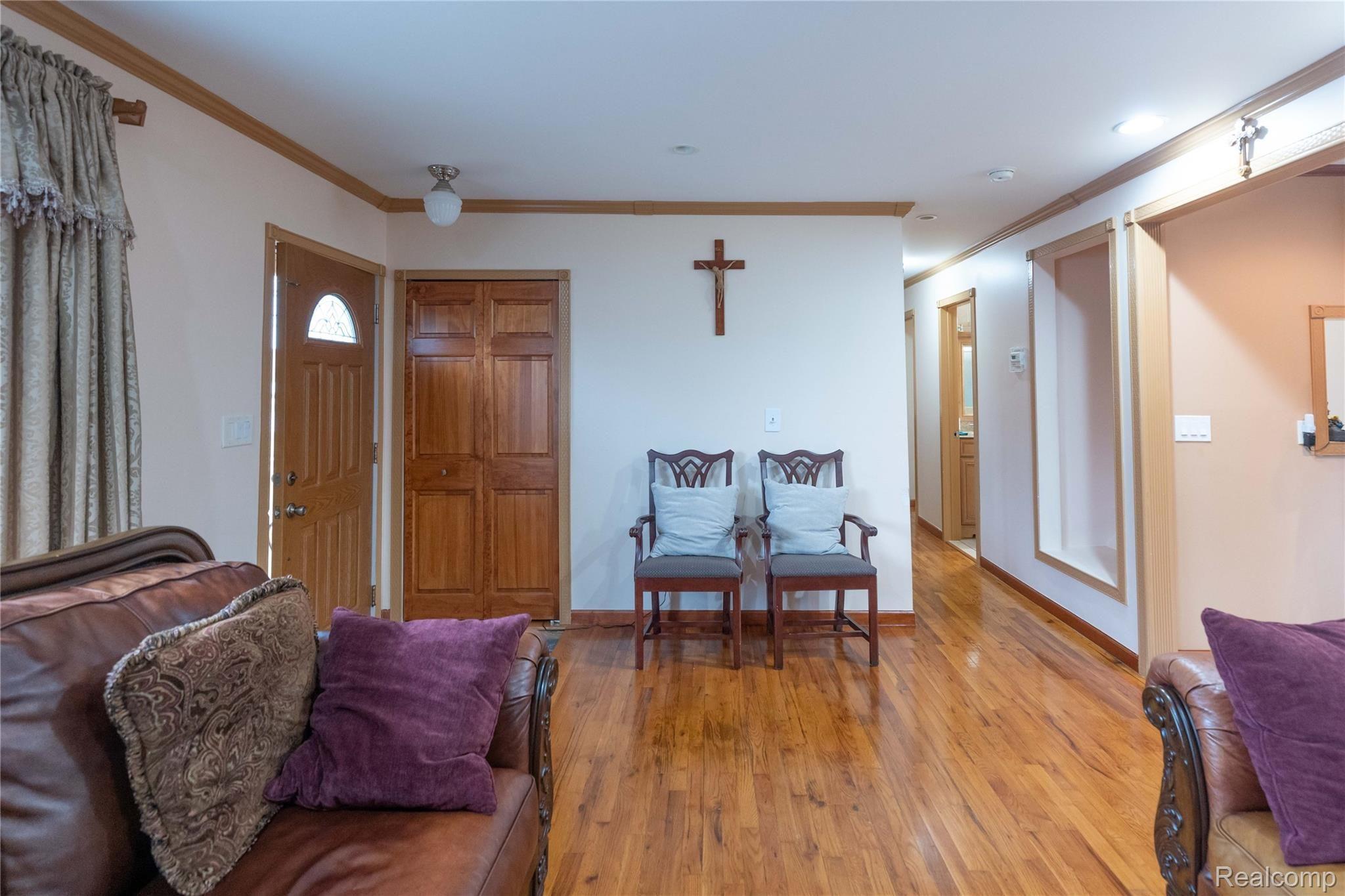 30017 Hayes Road Warren, MI 48088 - Photo 15 of 37 Hayes 30017-15.jpg