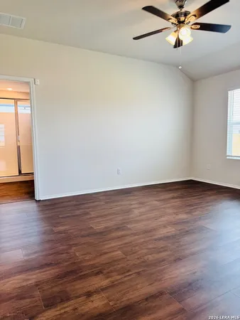 $1,950 | 417 Deborah Drive, New Braunfels, TX 78130