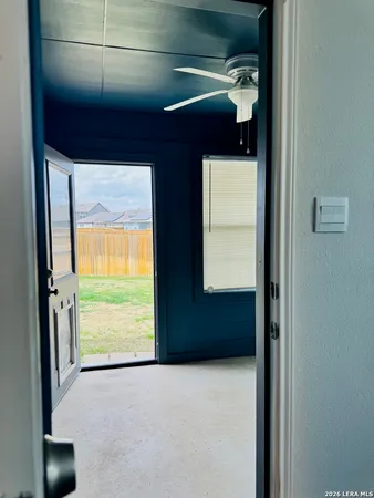 $1,950 | 417 Deborah Drive, New Braunfels, TX 78130