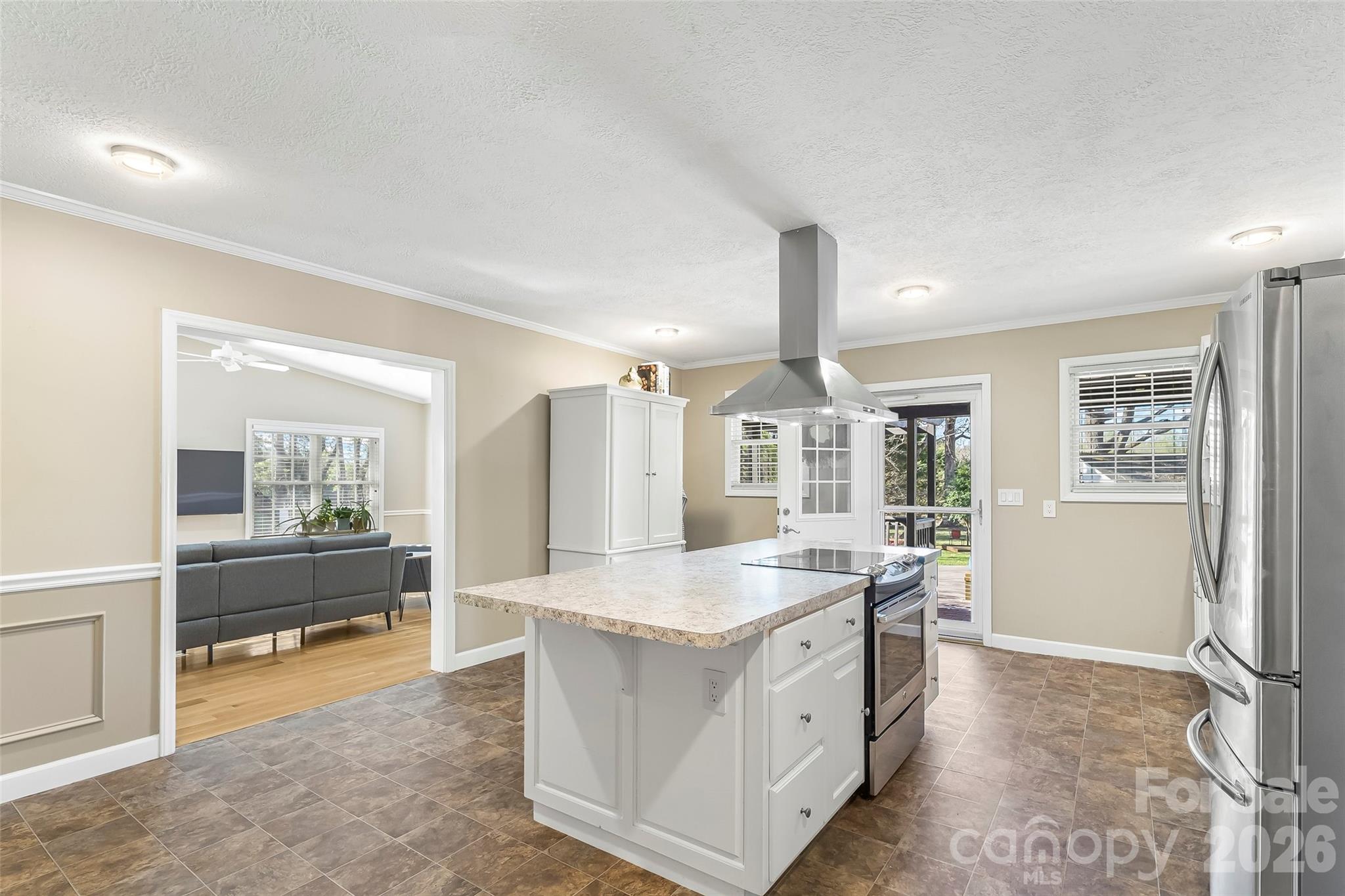 4267 County Home Road Conover, NC 28613 - Photo 6 of 41