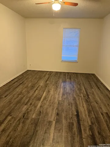 $950 | 911 Vance Jackson Road, Unit 208, San Antonio, TX 78201