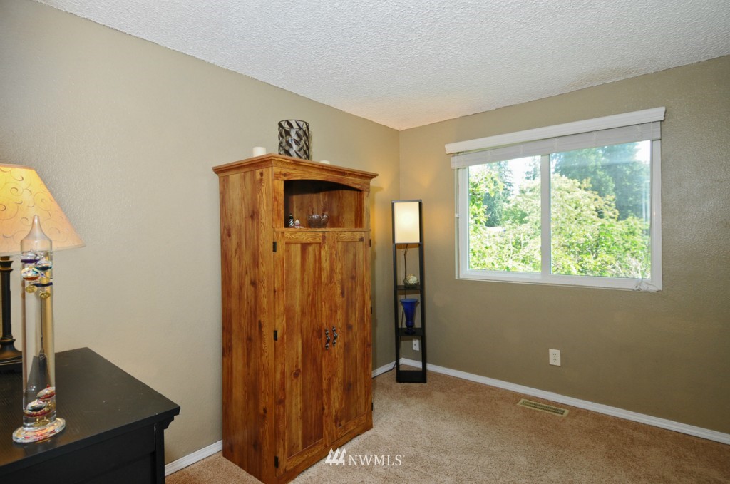 2722 166th Street Southeast Bothell, WA 98012 - Photo 13 of 18
