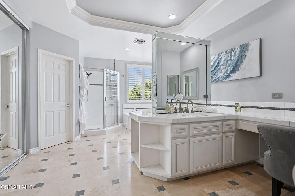 206 Shady Hills Court Simi Valley, CA 93065 - Photo 37 of 84