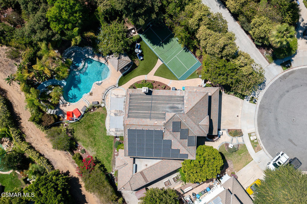 206 Shady Hills Court Simi Valley, CA 93065 - Photo 44 of 84 an aerial view of a house