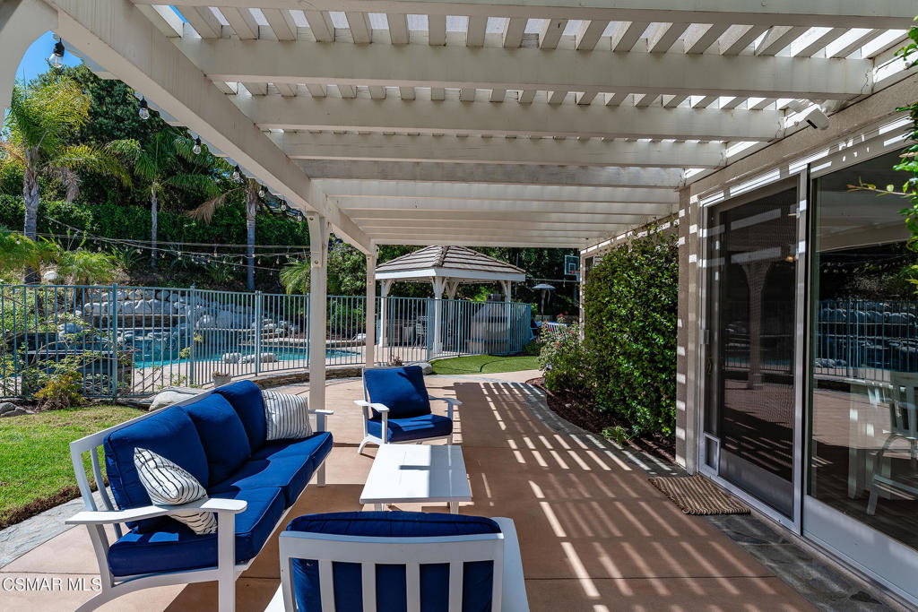 206 Shady Hills Court Simi Valley, CA 93065 - Photo 49 of 84