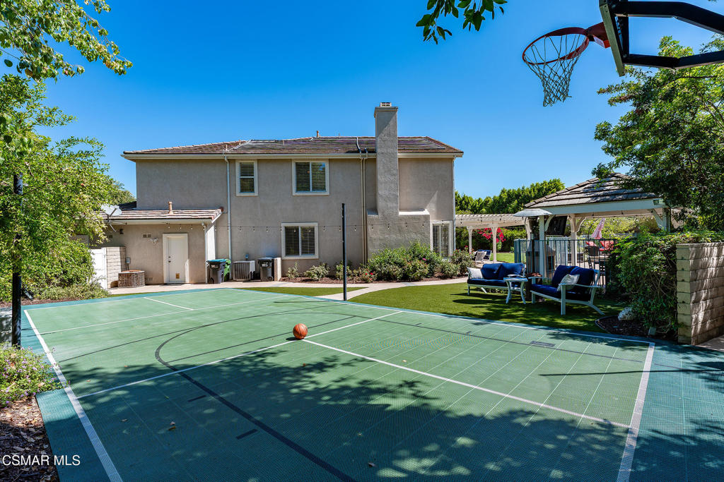 206 Shady Hills Court Simi Valley, CA 93065 - Photo 55 of 84 a front view of house with outdoor seating and yard