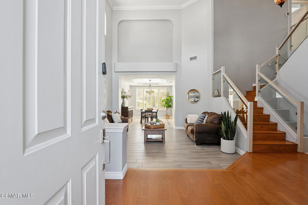 206 Shady Hills Court Simi Valley, CA 93065 - Photo 7 of 84