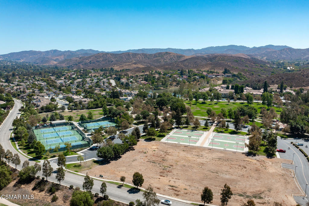 206 Shady Hills Court Simi Valley, CA 93065 - Photo 75 of 84