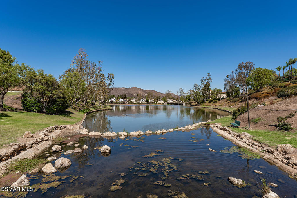 206 Shady Hills Court Simi Valley, CA 93065 - Photo 79 of 84 a view of a lake with houses