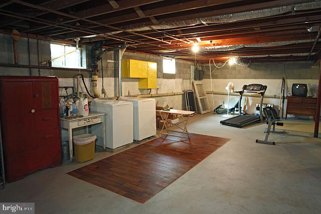 801 Hillaire Road Lancaster, PA 17601 - Photo 23 of 24 Gallery Image 23