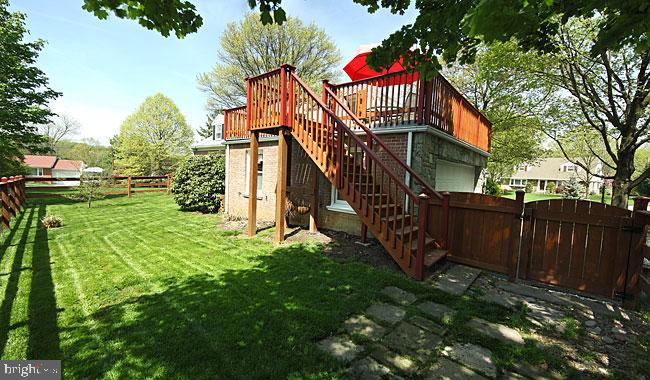 801 Hillaire Road Lancaster, PA 17601 - Photo 7 of 24 Gallery Image 7