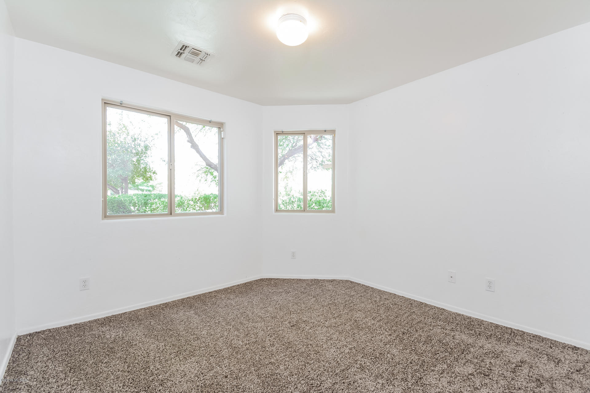 8353 South Bainbridge Road Tucson, AZ 85747 - Photo 18 of 24