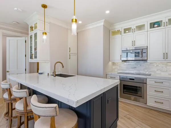 $1,099,000 | 58 North Collier Boulevard, Unit 2201, Marco Island, FL 34145