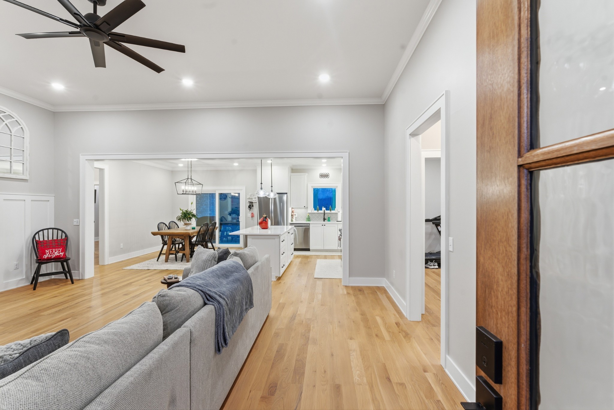 3055 Loren Lane Centerville, TN 37033 - Photo 4 of 40 a view of a livingroom with furniture and a window