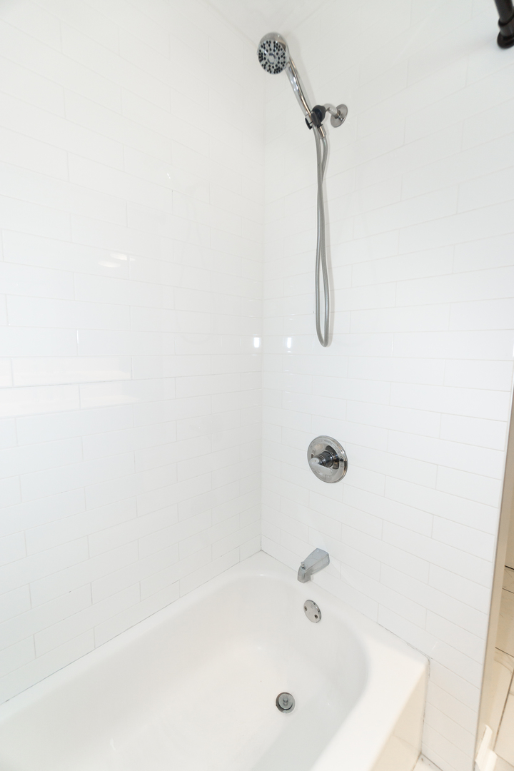 350 Home Avenue Itasca, IL 60143 - Photo 13 of 21