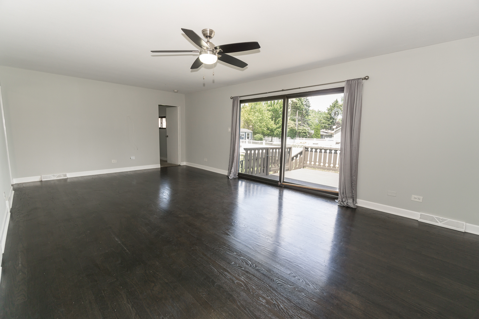 350 Home Avenue Itasca, IL 60143 - Photo 3 of 21