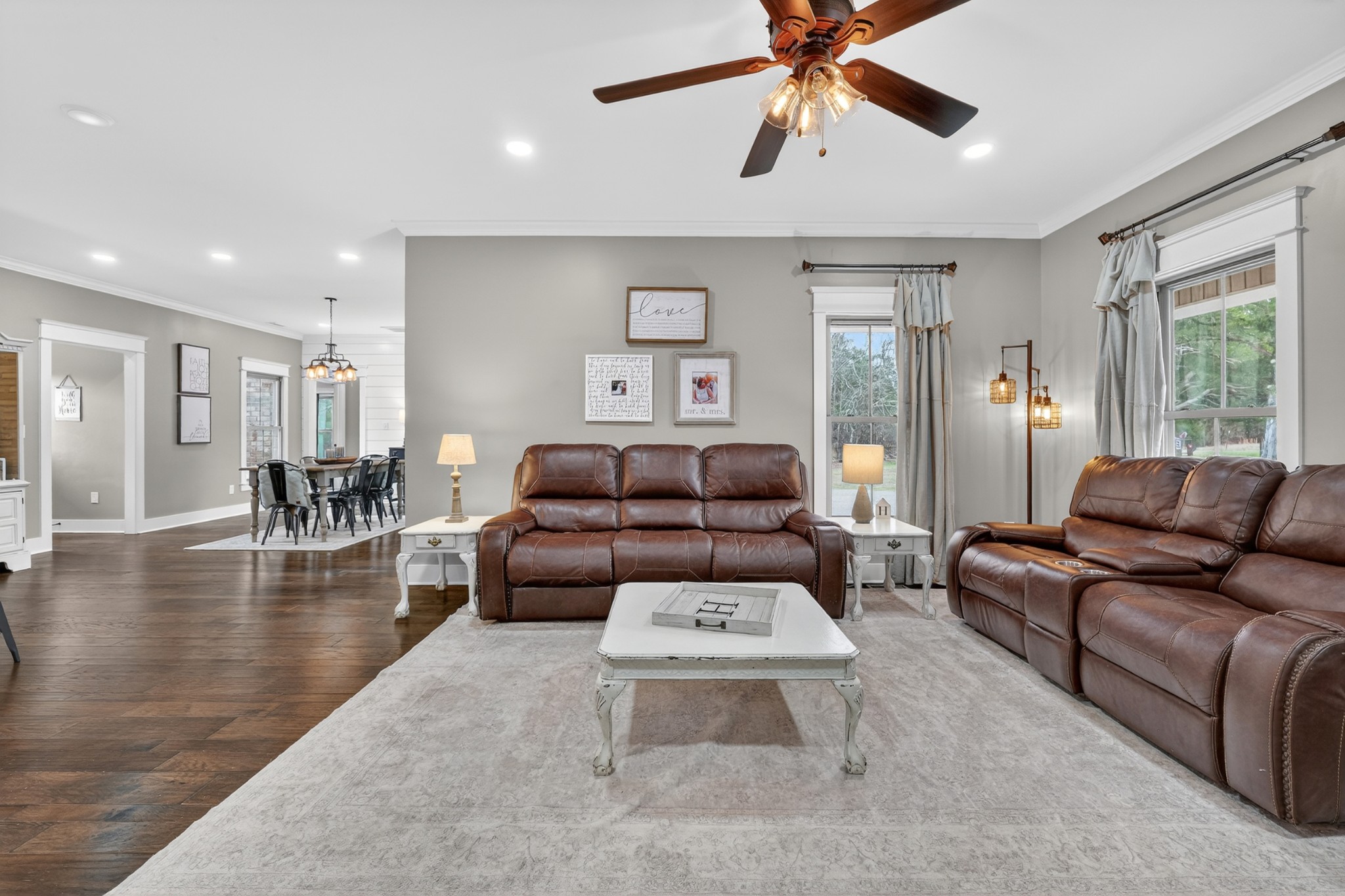 39 Boning Road Fayetteville, TN 37334 - Photo 12 of 43 a living room with furniture and a large window