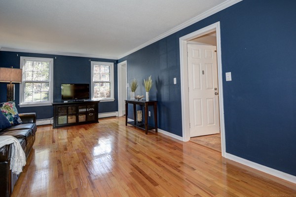4 Sagamore Road Norfolk, MA 02056 - Photo 10 of 30 Gallery Image 10