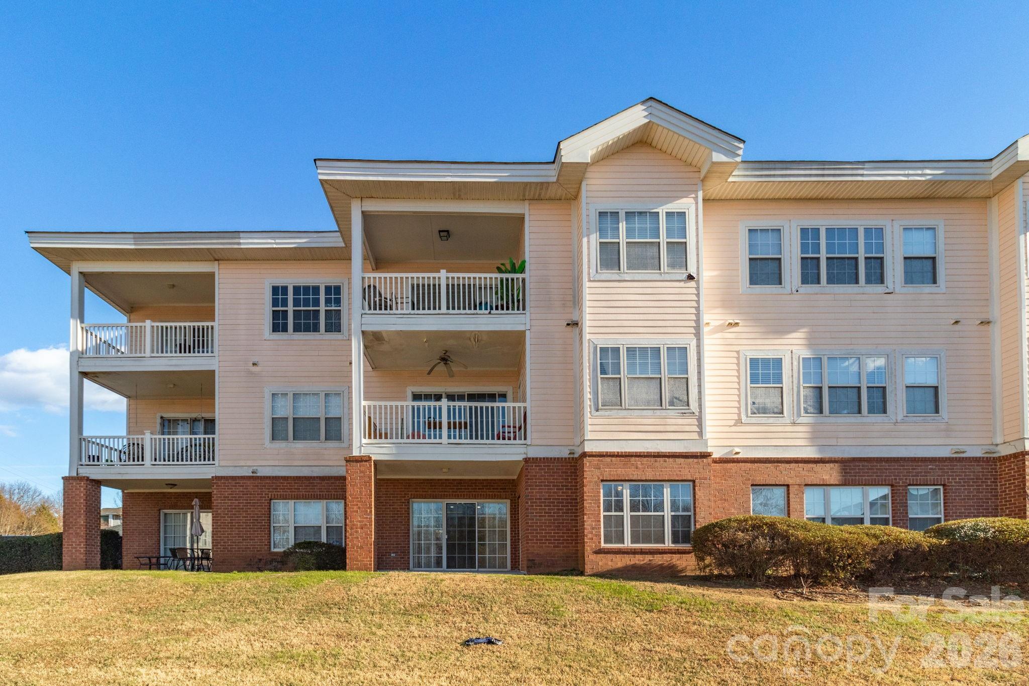 9047 Meadow Vista Road, Unit 104 Charlotte, NC 28213 - Photo 24 of 34
