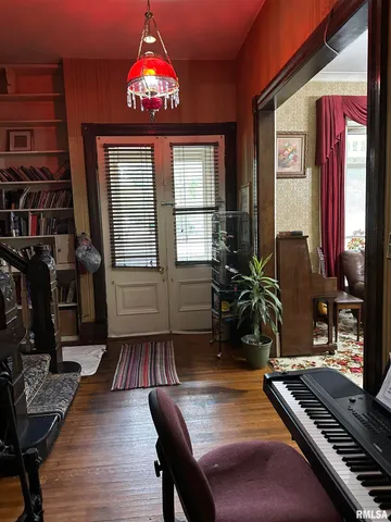 $140,000 | 429 East Frye Avenue, Peoria, IL 61603