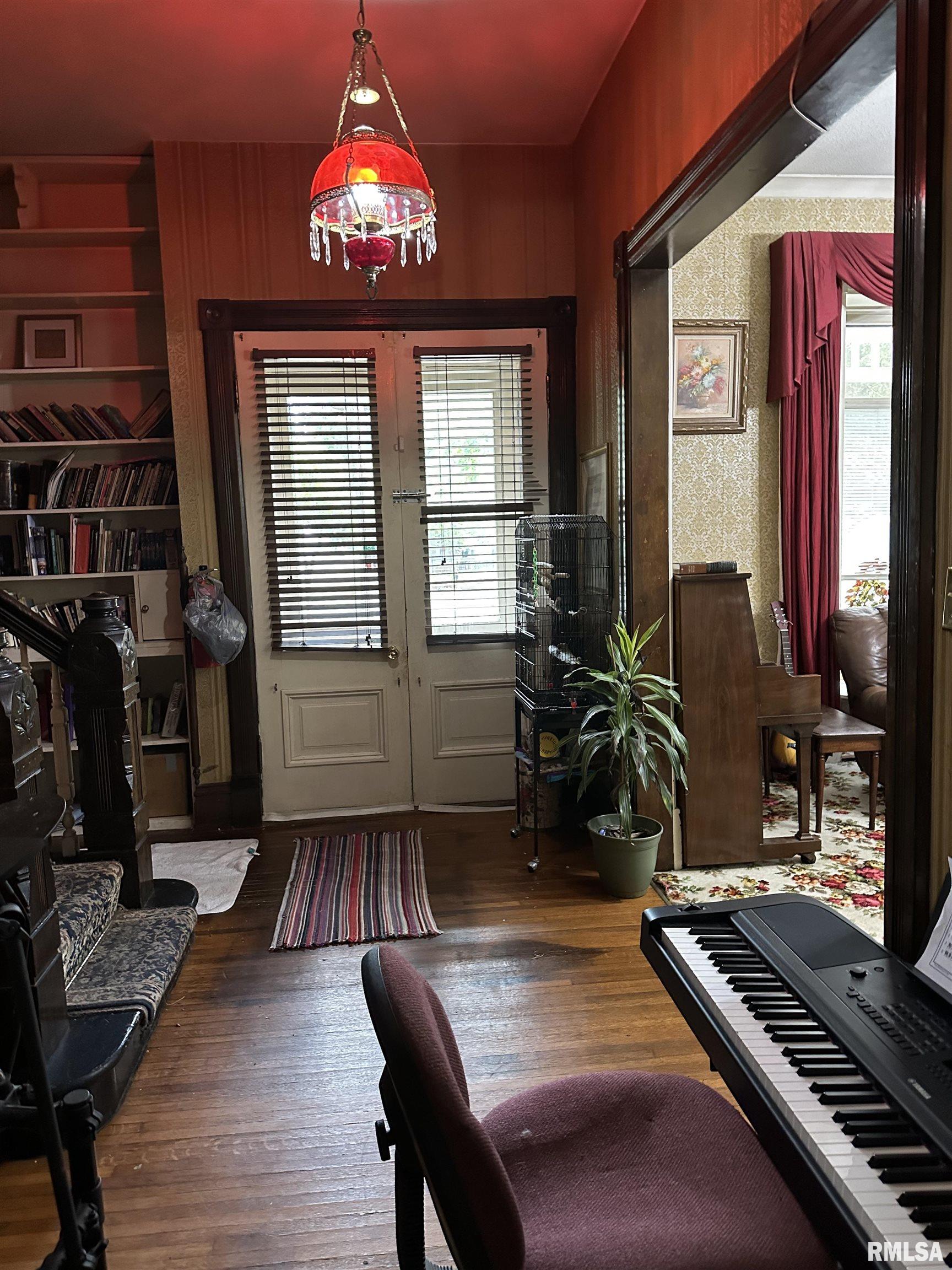 429 East Frye Avenue Peoria, IL 61603 - Photo 12 of 43