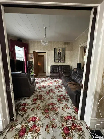 $135,000 | 429 East Frye Avenue, Peoria, IL 61603