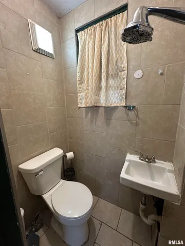 $140,000 | 429 East Frye Avenue, Peoria, IL 61603