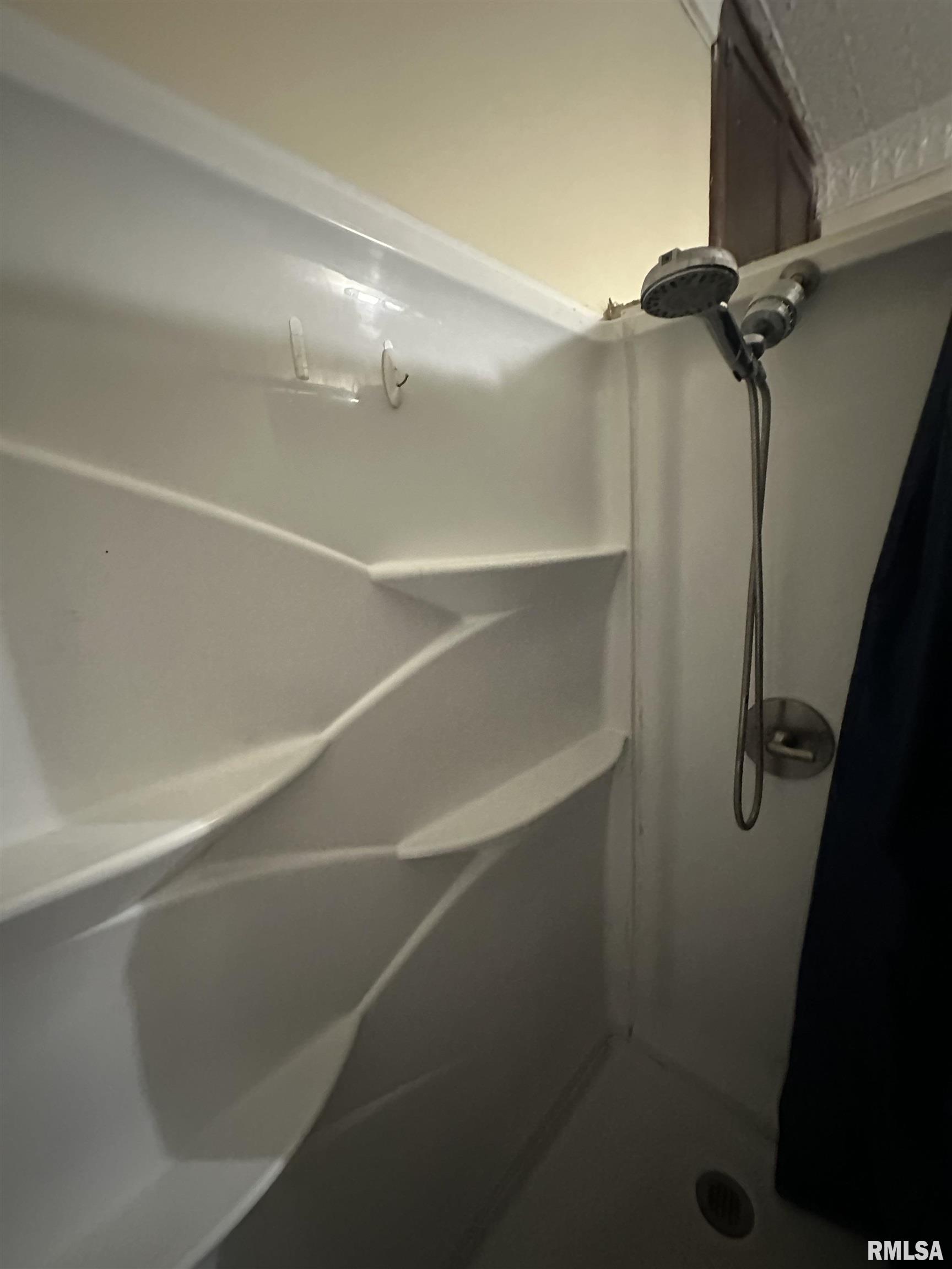 429 East Frye Avenue Peoria, IL 61603 - Photo 38 of 43