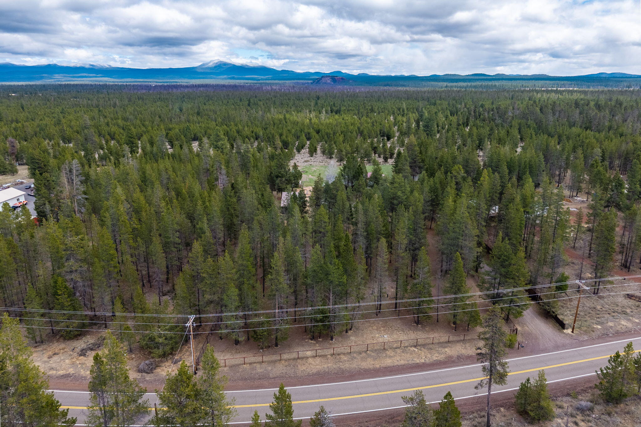50940 South Huntington Road La Pine, OR 97739 - Photo 40 of 46 Cascade Mtn view